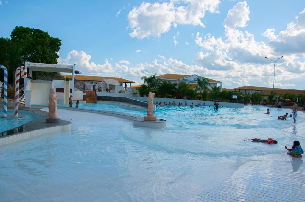 Lacqua Diroma -Cn Hospedagem Hotel Caldas Novas Exterior photo