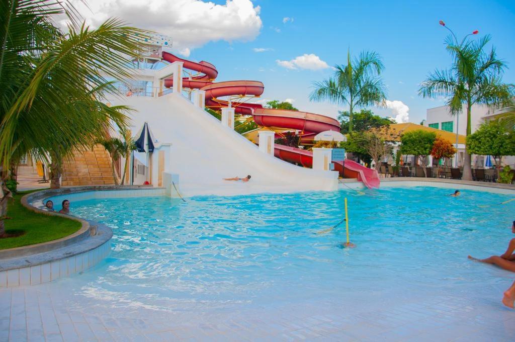Lacqua Diroma -Cn Hospedagem Hotel Caldas Novas Exterior photo